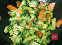 耗油西蓝花的做法图解8