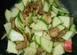 生瓜肉片的做法图解7