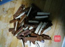 凉拌黄瓜豆腐干的做法图解3