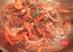 黑胡椒牛柳炒意面的做法图解4