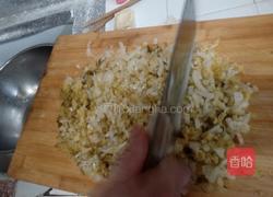 酸菜馅饺子的做法图解1