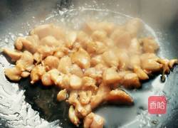 酸辣鸡丁的做法图解6