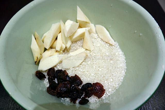 山药去皮，备用