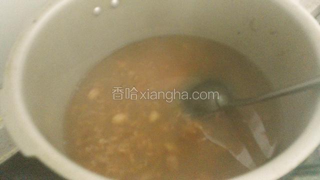 大概半个小时左右，粥就熬好了。