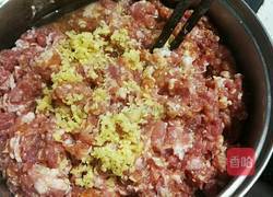 油炸小肉丸的做法图解1