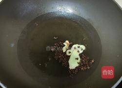 鲫鱼薏米萝卜汤的做法图解3