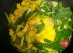 杏鲍菇炒鸡蛋的做法图解9