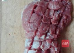 菠萝咕噜肉的做法图解1