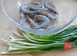 韭菜鸡蛋虾仁饼的做法图解1