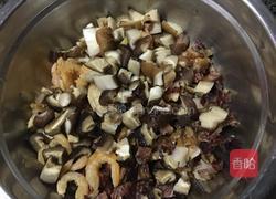 虾米腊味萝卜糕的做法图解2