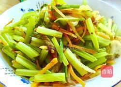 家常炒芹菜的做法图解8
