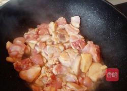 青椒栗子鸡的做法图解5