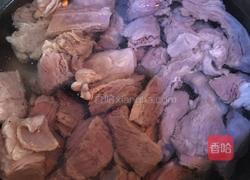 红烩牛肉的做法图解1