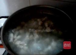 五花肉炖双豆(土豆豆角)的做法图解1