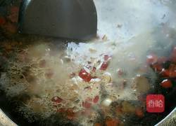 红烧剁椒鱼头的做法图解8