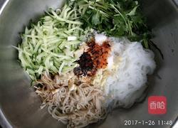 凉拌黄瓜粉丝金针菇的做法图解9