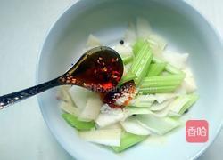 爽口西芹拌萝卜皮的做法图解7