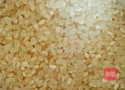 臘腸燜飯的做法圖解1