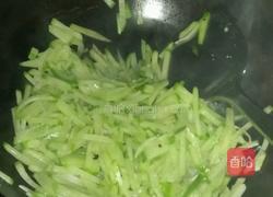 花椒萝卜丝的做法图解3