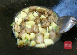土豆烧排骨的做法图解7