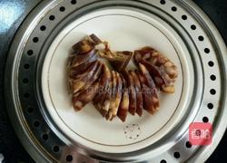 腊肠炒芦蒿的做法图解2