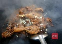 小鸡炖蘑菇的做法图解12