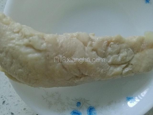 鸡胸自然晾凉；