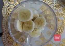 糖汁香蕉的做法图解2