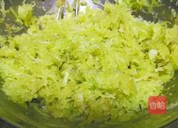 莴笋猪肉饺子的做法图解10