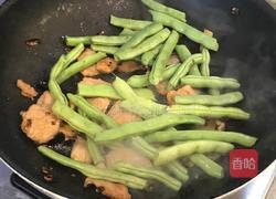 黯然销魂豆角炖肉盖饭的做法图解4