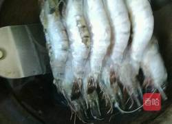 红焖海捕大对虾的做法图解2