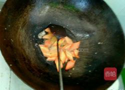 蒜苗鲜鱿的做法图解4