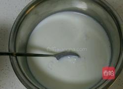 自制美味黄桃酸奶的做法图解5