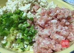 肉丸子蛋燕汤的做法图解2