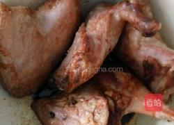 红烧鸭腿的做法图解1