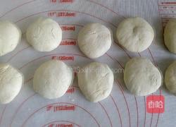 韭菜鸡蛋合子的做法图解10