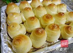 蜂蜜脆底小面包的做法图解1