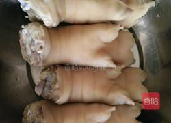 猪蹄的做法图解1