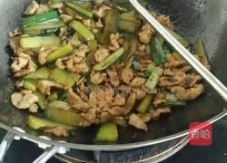 炒肉黄瓜的做法图解5