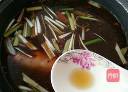 电饭锅酱猪蹄的做法图解13