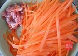 瘦肉炒胡萝卜丝的做法图解2
