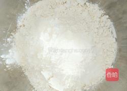 小油条的做法图解1