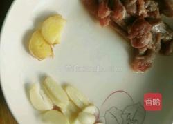 豇豆炒肉的做法图解2