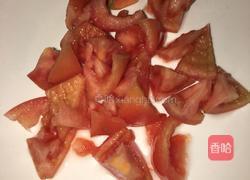 西兰花炒西红柿的做法图解1