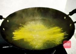 在意大利拌面的做法图解3