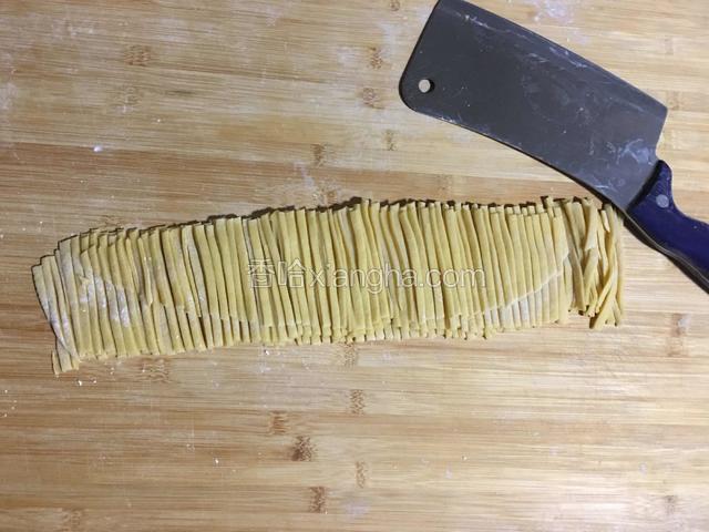 切成很细的长条；
