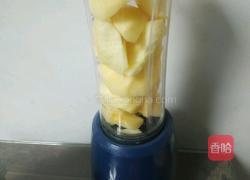 鲜榨苹果汁的做法图解4