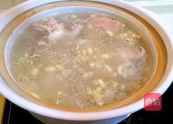 香菇黄豆大骨汤的做法图解4