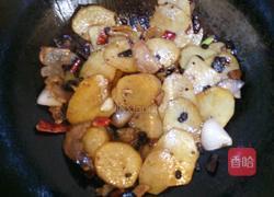 铁板干锅土豆片的做法图解3