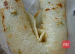 烙葱花饼的做法图解9